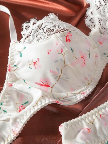 Set grudnjaka i gaćica s cvjetnim uzorkom čipke, s potporom žicom, bez oblikovanih košarica