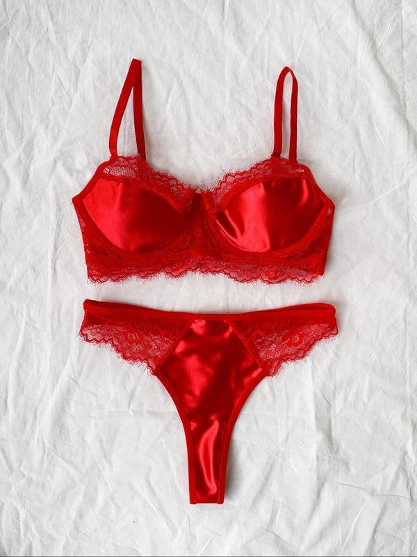 Set grudnjaka i gaćica s čipkom i push-up efektom