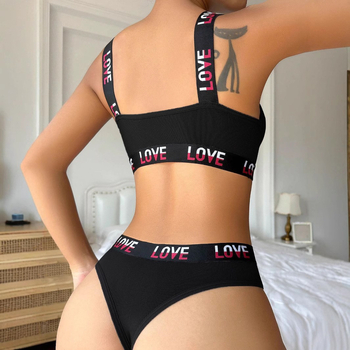 Pamučni set grudnjaka s prozračnim bezobličnim košaricama i čvrstima dvostrukim naramenicama – lagani sportski stil