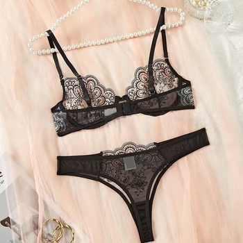 Push-up бюстгальтер комплект с флорална дантелена бродерия и прозрачен мрежест панел – полиестер 90–95%