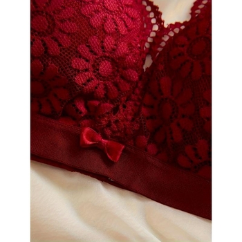 Troje čipkastih grudnjaka, udoban i prozračan set, najlon čipka s pamukom podstavom, košarice bez oblikovanja, tradicionalan, luksuzan stil