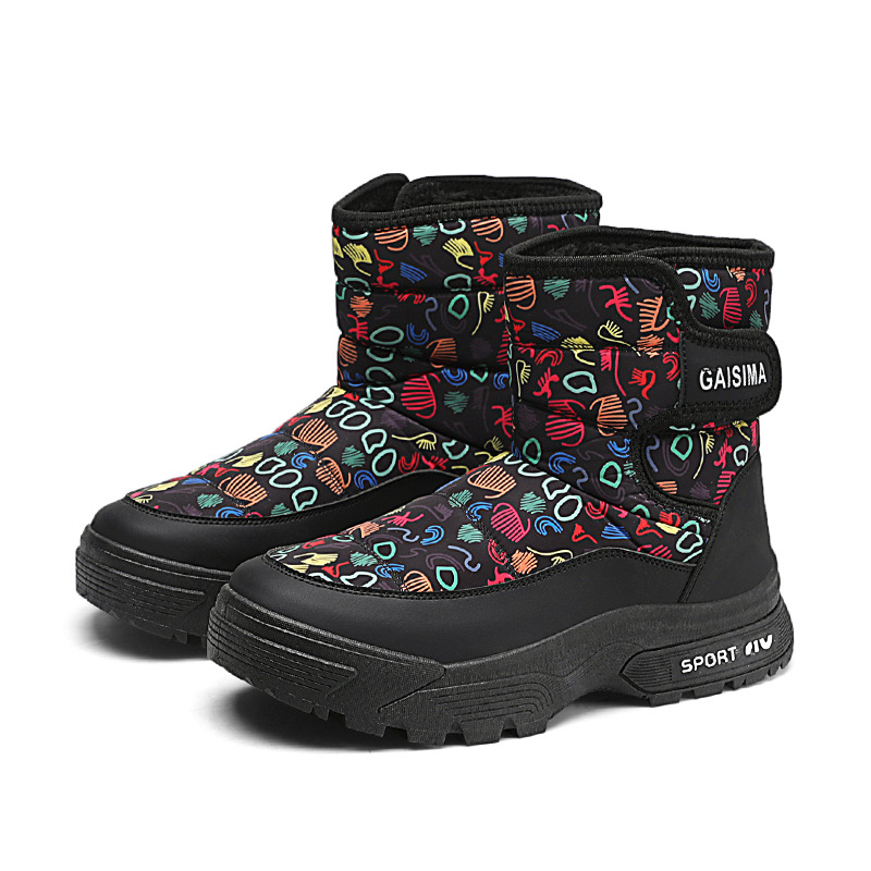 Pánske zimné čižmy na sneh, stredne vysoké, vnútorná vložka z umelého krátkeho plyšu, PU vrchný materiál, gumová podrážka, zapínanie na suchý zips