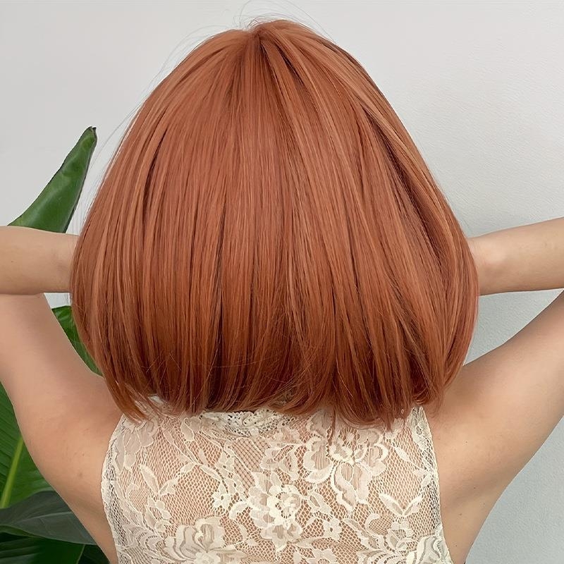 Perucă bob cu breton drept, confecționată mecanic, mătase termică