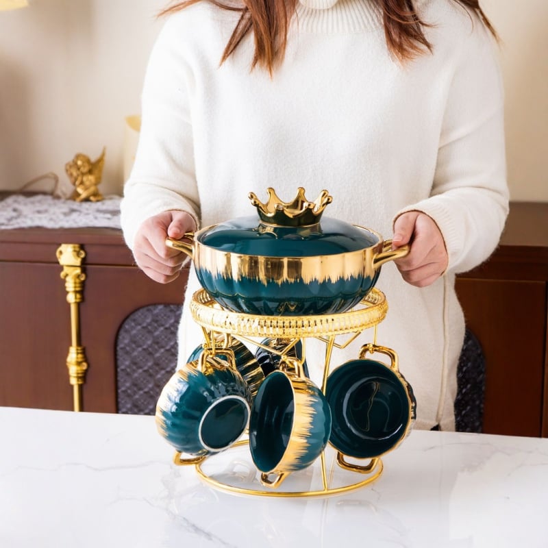 Keramická nádoba na polievku s emailovým povrchom a kovovým rámom, izolovaná, sklenené viečko, model JP027, objem 2.1-3 L