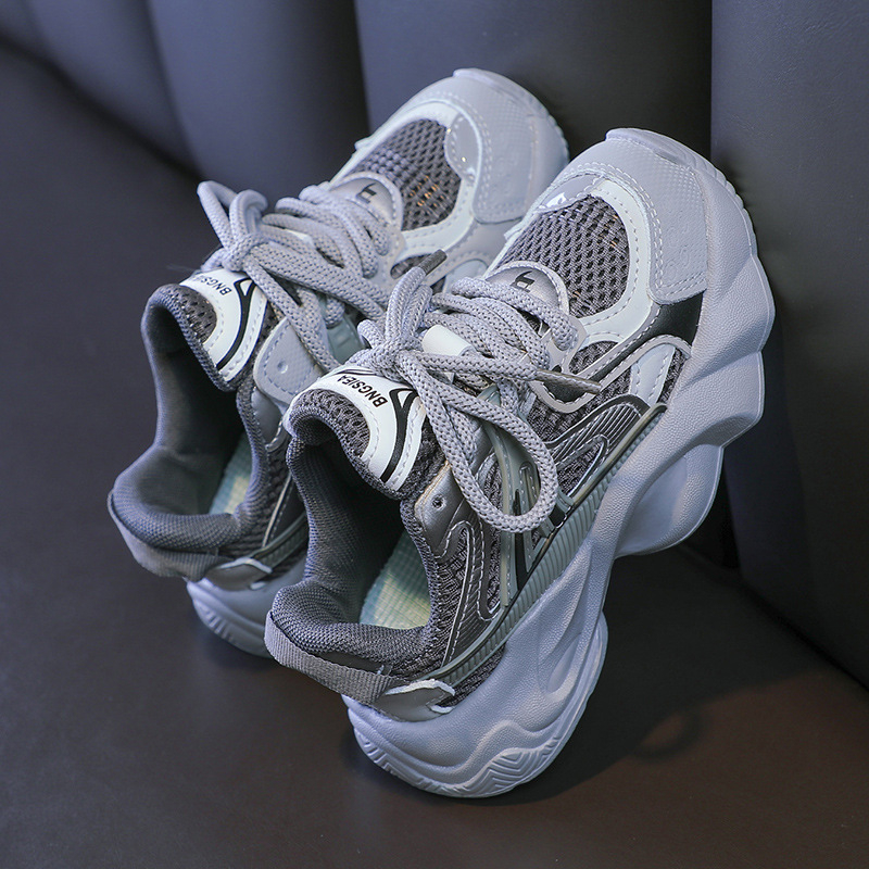 Dječje tenisice Dad Shoes – gornji dio PU+mreža, protuklizna i otporna gumena đon, zatvaranje na Velcro, unisex, za proljeće i jesen.