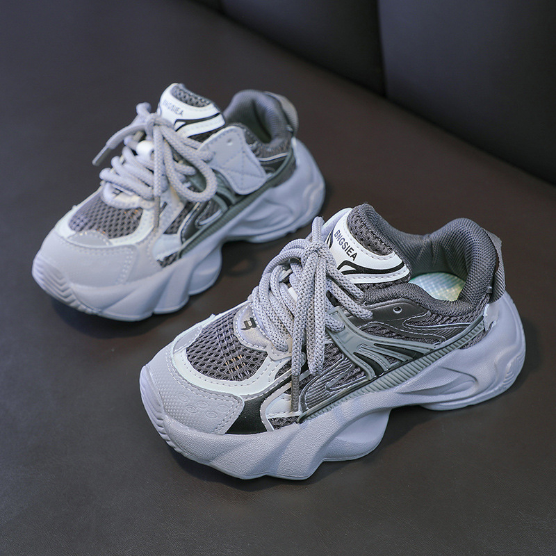 Dječje tenisice Dad Shoes – gornji dio PU+mreža, protuklizna i otporna gumena đon, zatvaranje na Velcro, unisex, za proljeće i jesen.