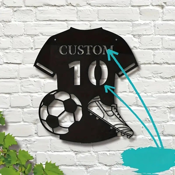 Personalizirani metalni zidni mural košarkaškog dresa — željezo, moderni minimalistički stil, serija metalnih murala; pogodna za dom, ured ili dekor hotela; spremno za poklon
