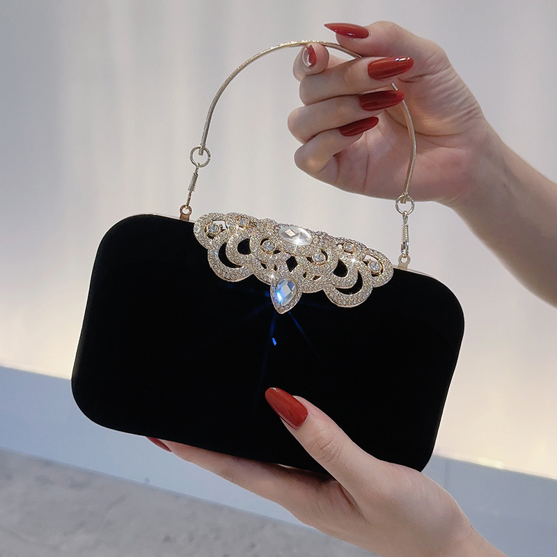 Baršunasta klutch torbica, vodoravni kvadratni oblik, zaključavanje, podstava od poliestera, mali kvadratni stil