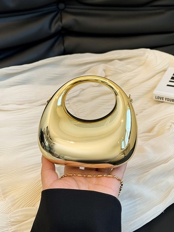 Akrilna ženska torbica, u obliku dumplinga, magnetsko zatvaranje, bez podstavke, tvrda