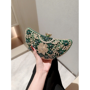 Kristalna box clutch torbica, jastučastog oblika, magnetska kopča, pretinac za telefon