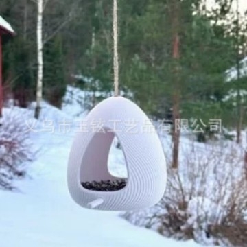 Hranilica za ptice u kapljasti oblik – vanjska viseća dekoracija; materijal plastika i smola; suvremeni minimalistički dizajn; Ym108