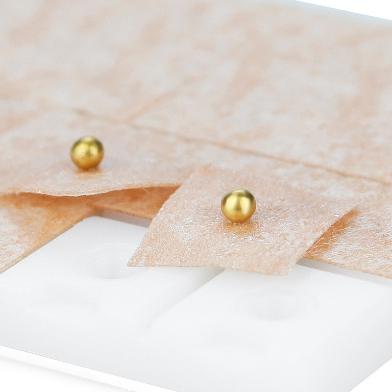 Ушна лепенка за стимулация на акупунктурни точки – еднократен медицински пластир, 100 лепенки, Global Brand