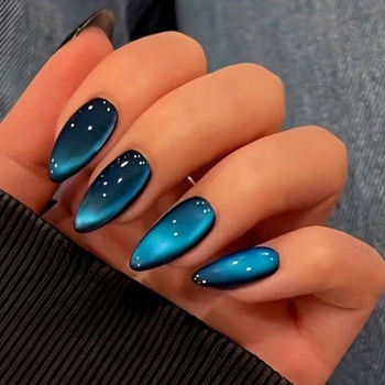 Mandľový tvar nechtových náplastí s cat-eye efektom, 24 kusov, samolepiace