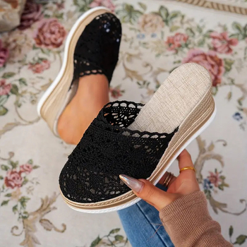 Moterų PU viršus sandalams su apvaliu priekstuku, klininis kulnas, laisvalaikio stilius, vasara 2025, guminis padas