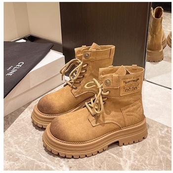 Ženske Martin čizme, gornji dio od nubuka, gumena potplata, srednji pet 3–5 cm, srednja duljina potkoljenice, prednje vezanje