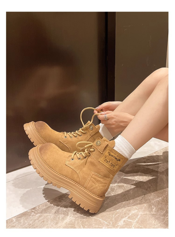 Ženske Martin čizme, gornji dio od nubuka, gumena potplata, srednji pet 3–5 cm, srednja duljina potkoljenice, prednje vezanje