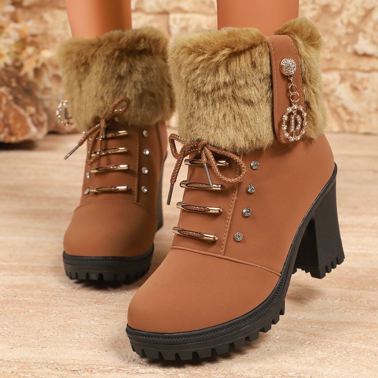 Ženske Martin čizme, do sredine potkoljenice, 6–8 cm široki blok potpetica, bočni zatvarač, PU gornji dio, gumeni potplat