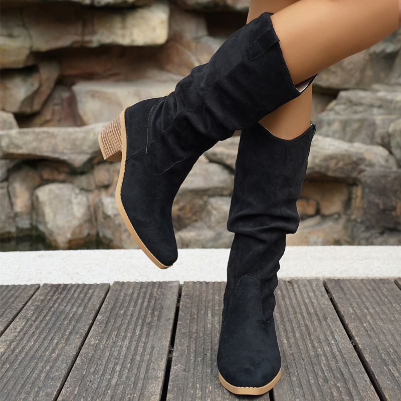 Ženske čizme do sredine potkoljenice od velura – oštar vrh, srednji potpetica, gumena potplata, bez zatvarača