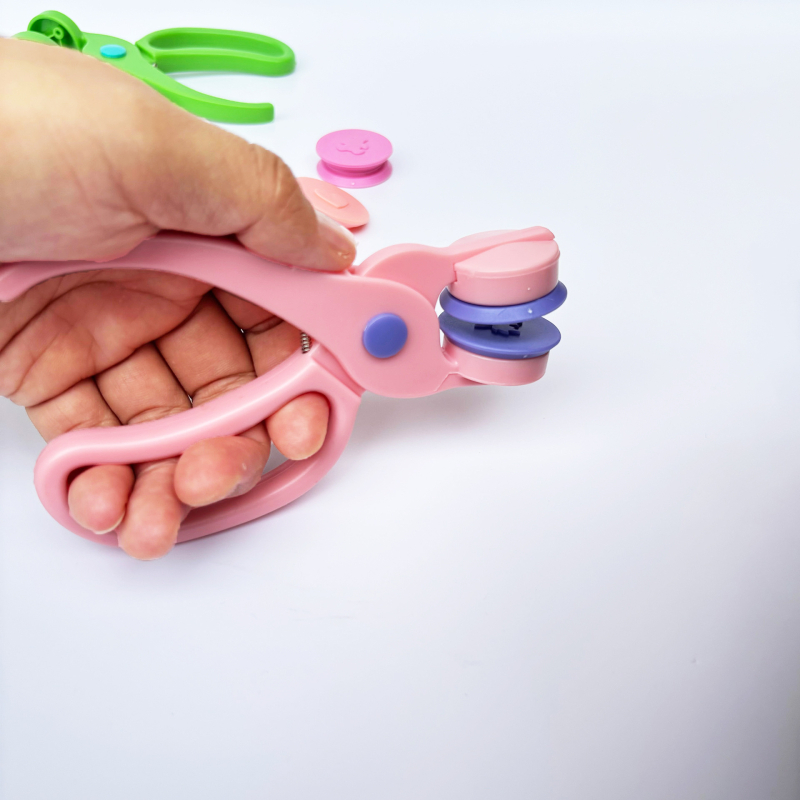 Sada embosovacích pečiatok pre deti - DIY remeslá pre materskú školu a denník - ABS materiál