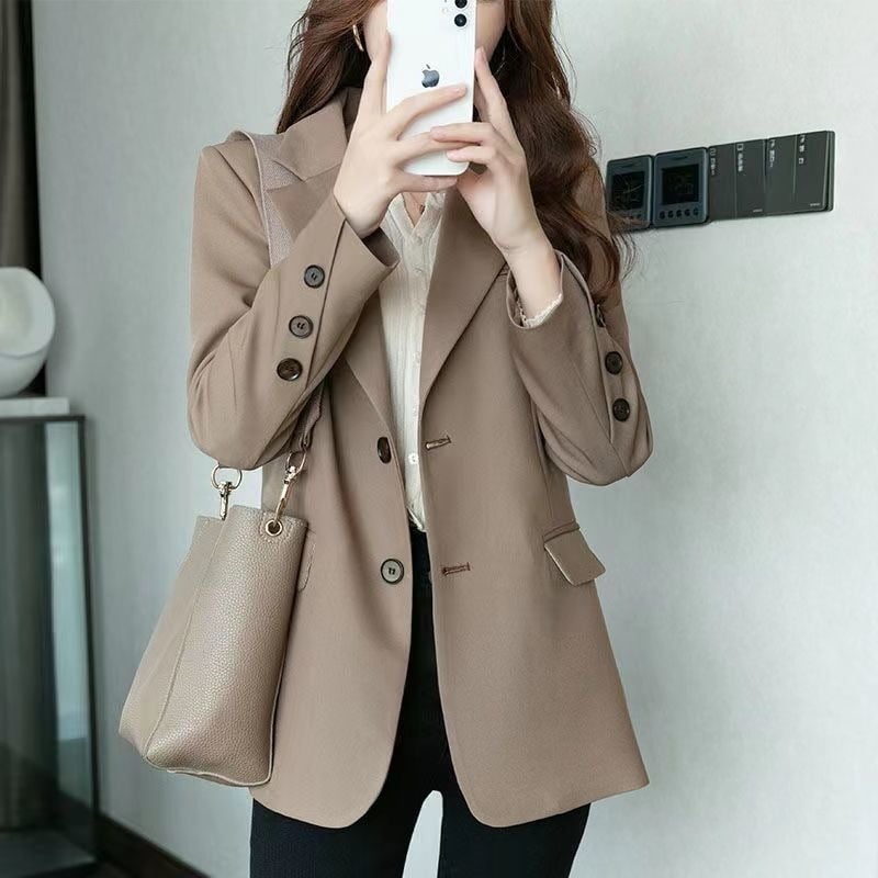 Naistele bleiser lotuse leheka kaelusega, kroonlehe kujulised varrukad, ühe rea nuppudega sulgumine, polüester, kevad/sügis, vaba lõige