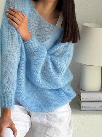 Ležerni pulover od poliestera s brodskim izrezom i prorezima