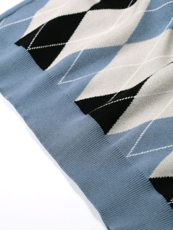 Muški džemper s jacquardom i kariranim uzorkom, V-izrezom, dugim rukavima, straight krojem, debeli pleteni materijal, sintetičko vlakno smjesa (50% viskoze)