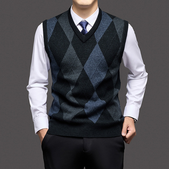 Meeste varrukateta vest, diamantsed muster, paks akrüülsegu 30–35%, V-kaelus, ilma kraega, kevad-sügisperiood