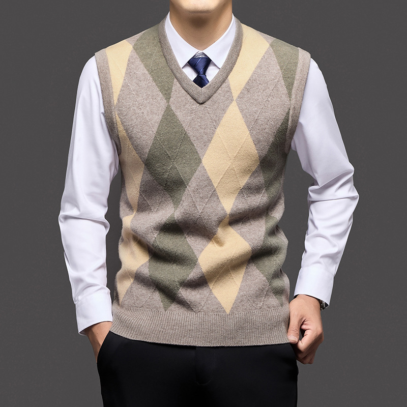 Meeste varrukateta vest, diamantsed muster, paks akrüülsegu 30–35%, V-kaelus, ilma kraega, kevad-sügisperiood
