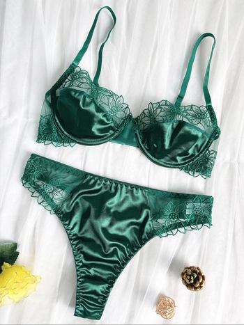 Set grudnjaka s cvjetnom izvezom, kontrastni mrežasti satenski paneli, glavni materijal najlon, podstava pamuk