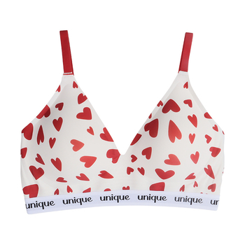 Set grudnjaka od najlona, tanke oblikovane čašice od pjene, fiksirani dvostruki naramenice, stražnje zatvaranje s četiri reda kukica