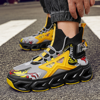 Pánske športové tenisky s čepeľovou podrážkou a tank podrážkou, sieťový vrchný diel, priedušné, šnurovanie