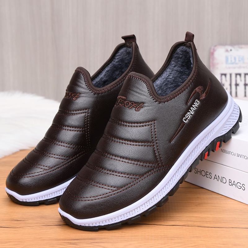 Férfi beltéri papucs - vízálló PU bőr felső, slip-on, vastagított talp, meleg