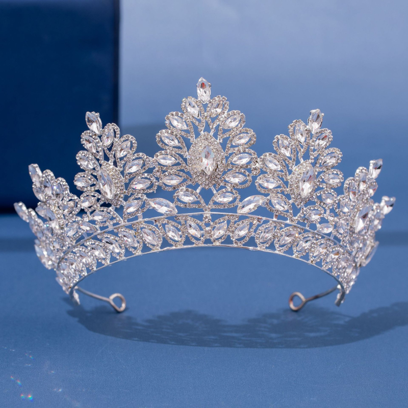 Ženská koruna na hlavu zliatiny so krištálmi, Niancan, model: Koruna, elektroplating (Materiál: zliatina; Značka: Niancan; Štýl: Ženské; Model: Koruna; Úprava: elektroplating)