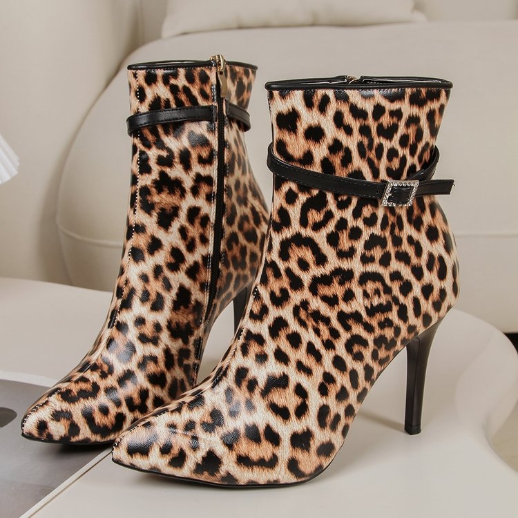 Leopard uzorak PU gležnjače sa bočnim zatvaračem, šiljat vrh, tanak štikla iznad 8 cm