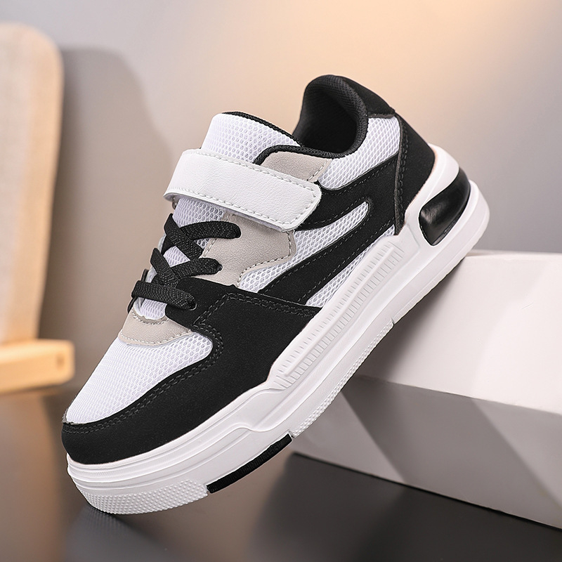 Dječje tenisice s Velcro kopčom – niski profil, gornji dio od sintetičke kože, EVA uložak, gumeni đon