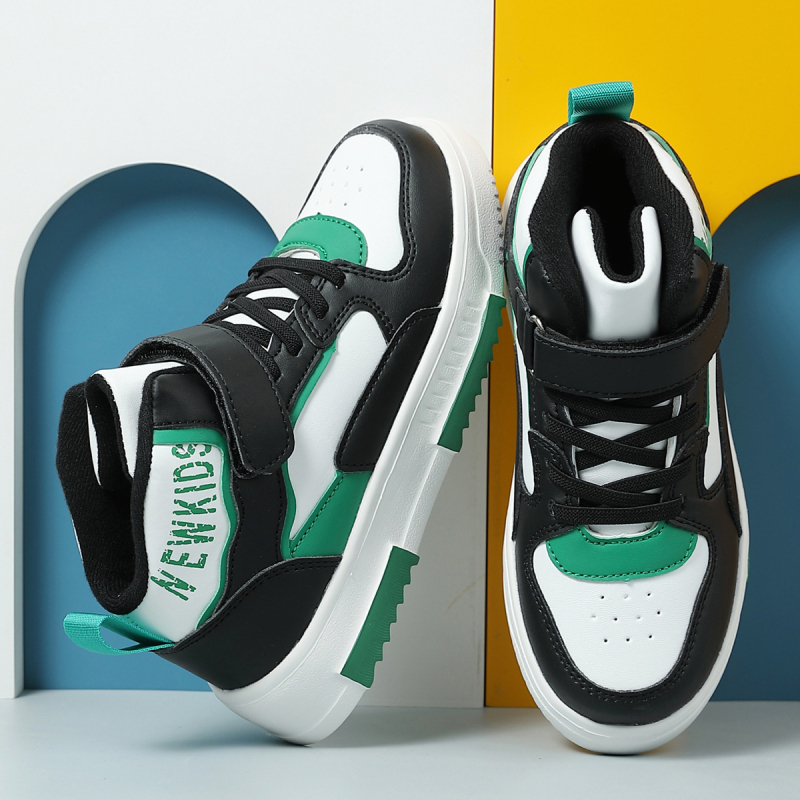 Dječje tenisice srednje visine s debelim đonom, kopča na Velcro, od umjetne kože, vodootporne