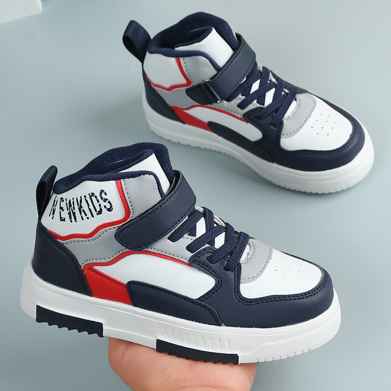 Dječje tenisice srednje visine s debelim đonom, kopča na Velcro, od umjetne kože, vodootporne