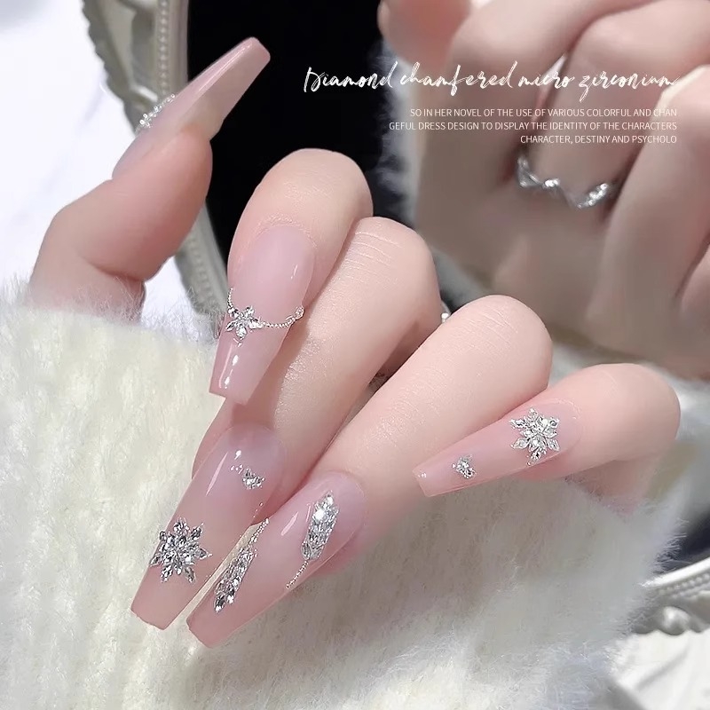 Zirkónové kamienky na nechty — tvar konského oka, prizmatické fasety, ploché zadné, vzory bloky a kvapky vody pre DIY šperky