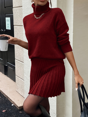 Ženski set: pleteni džemper s visokim ovratnikom i suknjom (Viskoza vlakna; Srednja gustoća; Visoki ovratnik; Dugi rukavi)