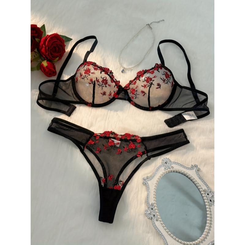 Set grudnjaka s cvjetnom vezom i čipkom, glavni materijal najlon, podstava pamuk, tip košarice Rabbit Ear