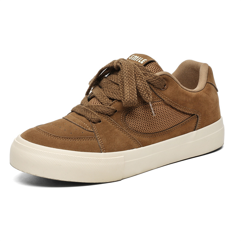 Muške tenisice u Hongkong stilu, niski gornji dio od velura, šivanje na vezivanje, vulkanizirana potplata, prozračne i otporne