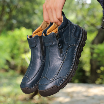 Pánske bežné kožené topánky – stredne vysoké topánky na outdoorové turistiku, protišmyková podrážka, vrchná časť z syntetickej kože, stredný shaft, textilná vložka, model 8831