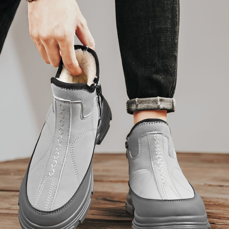 Muške zimske papuče s povećanjem visine, toplinom i apsorpcijom udaraca; gornji PU; gumeni đon; kopča kaiš