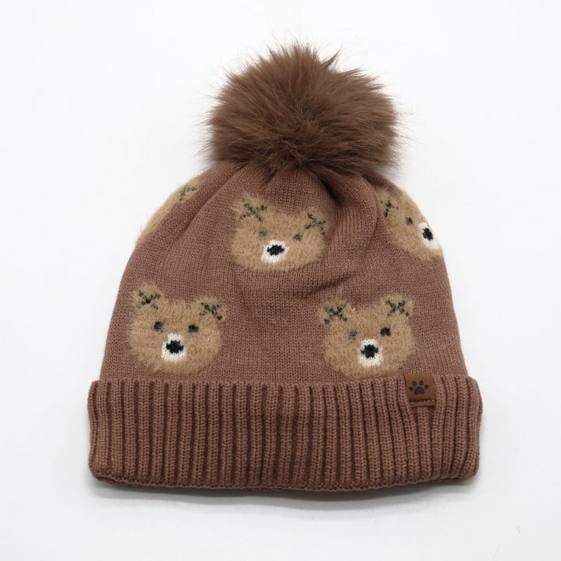Pletená akrylová čiapka s medvedím pompomom, 100% akryl, okrúhly vrch, teplá a vetruodolná, zima