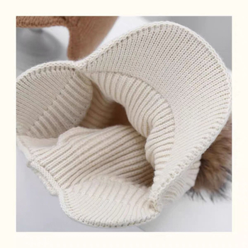 Vlnená šiltovka s oblým okrajom a kopulovitým vrchom – teplá, vetruodolná, na zimu