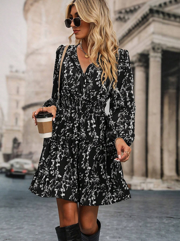 Платье midi от полиэстър с флорален принт, ръкави фенерче, V-образно деколте