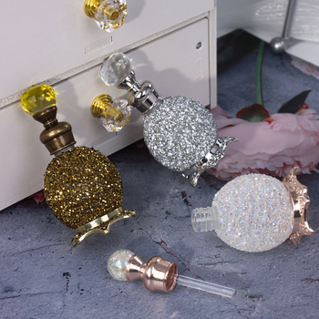 Flakón na parfum so sklom, kryštálová výzdoba, elektroplatový povrch, značka Xuan Fei, licencovaná súkromná etiketa