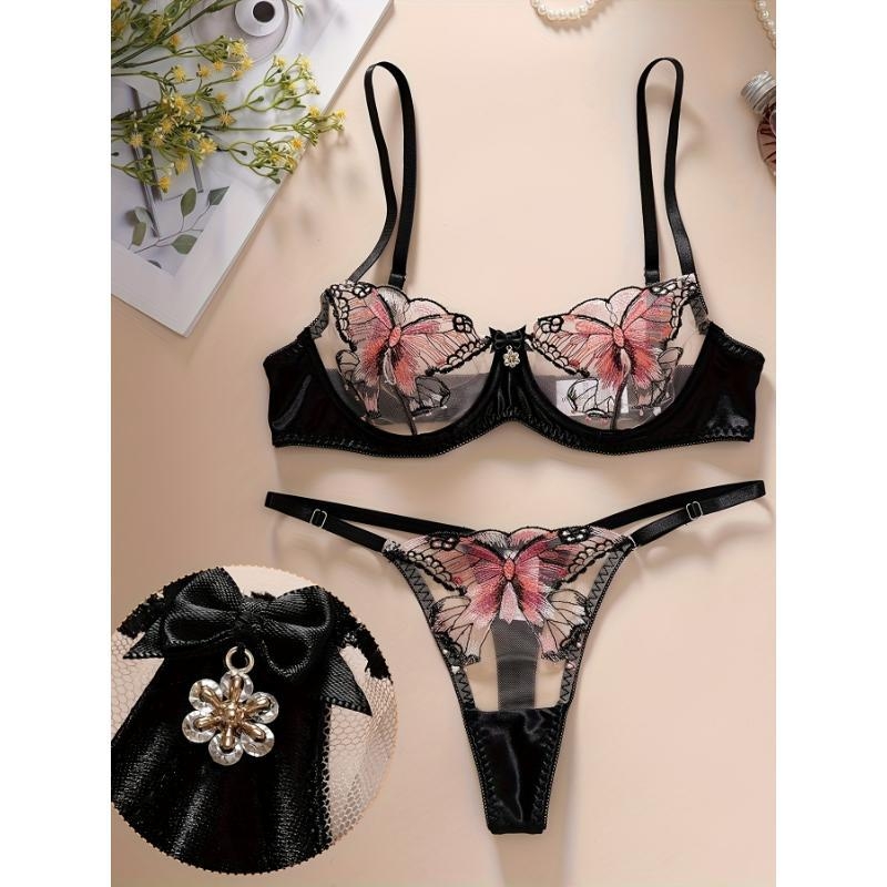 Комплект бельо с дантела, основен материал найлон, подплата памук, чашка с ушички на зайче, функция събиране