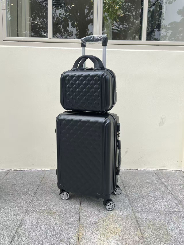 Tvrdá cestovná taška ABS+PC s univerzálnymi kolieskami, zapínanie na zips, vodotesná a odolná voči škrábaniu, 3,5 kg, zámok na kód