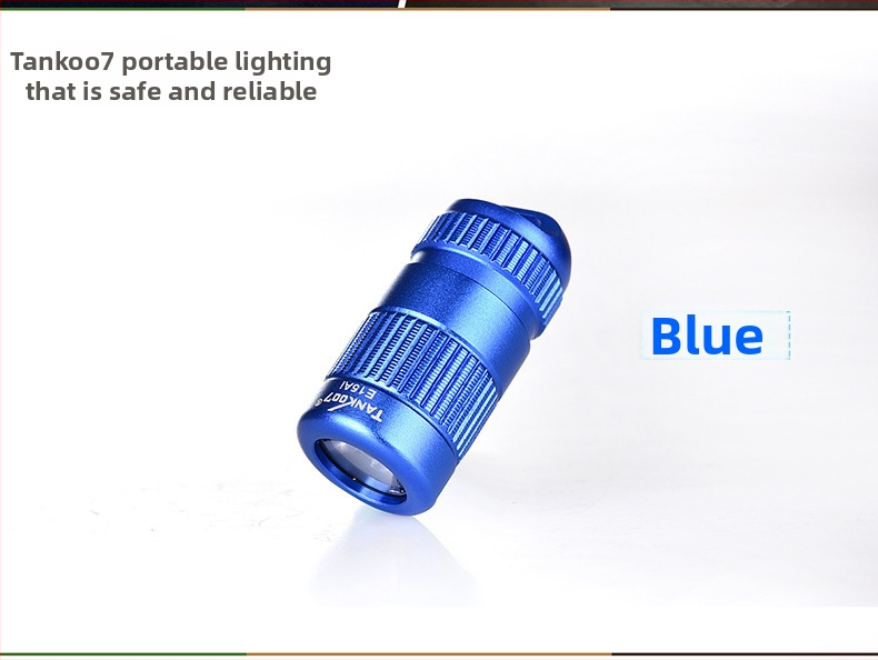 TANK007 Мини фенер LED от алуминиев сплав, 3W, ръчно задвижване, съвместимо с бутонна батерия, ключодържател